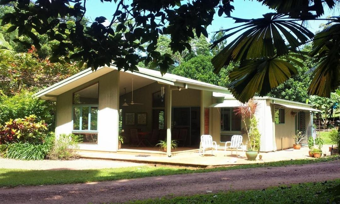 Вилла Fanpalm Creek Hideaway Diwan Экстерьер фото